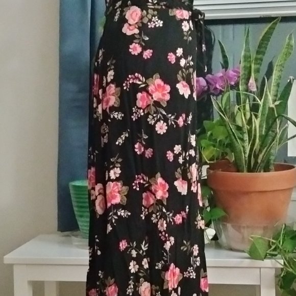 Adorable summer dress - Picture 2 of 4